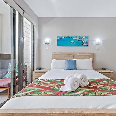 Seas The Day At The Marina Apartment Еърли Бийч Екстериор снимка