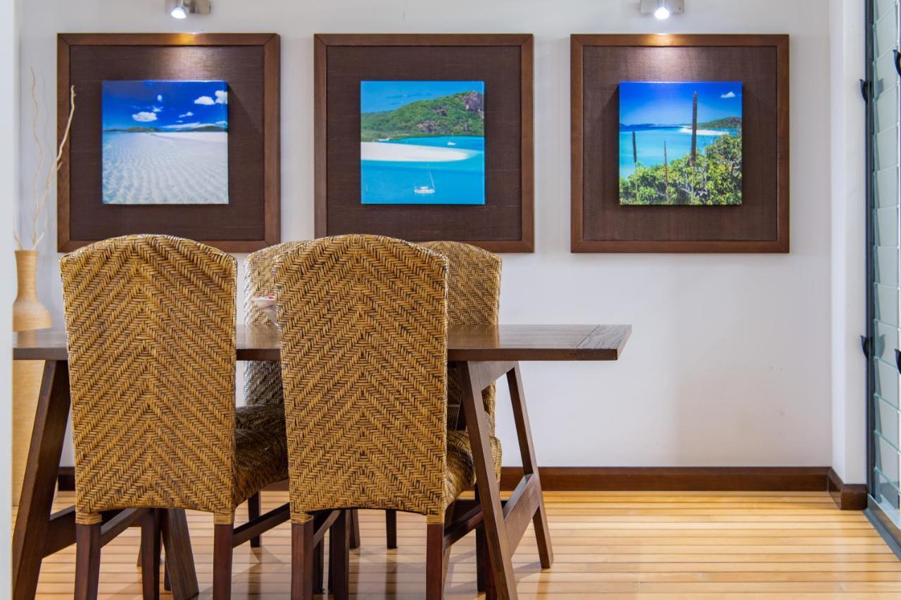 Seas The Day At The Marina Apartment Еърли Бийч Екстериор снимка