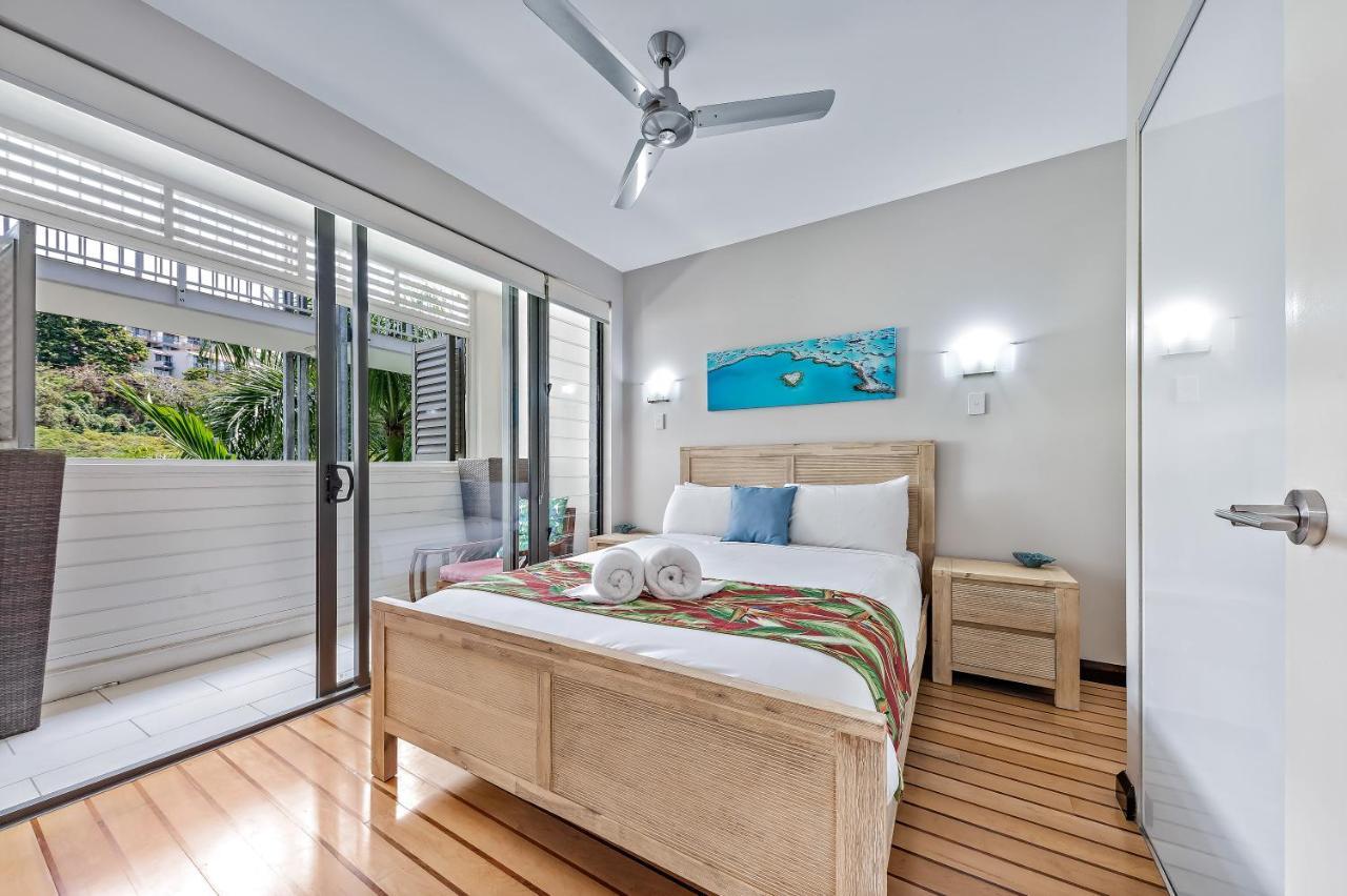 Seas The Day At The Marina Apartment Еърли Бийч Екстериор снимка